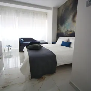 Guest house Be-coloured, Naples